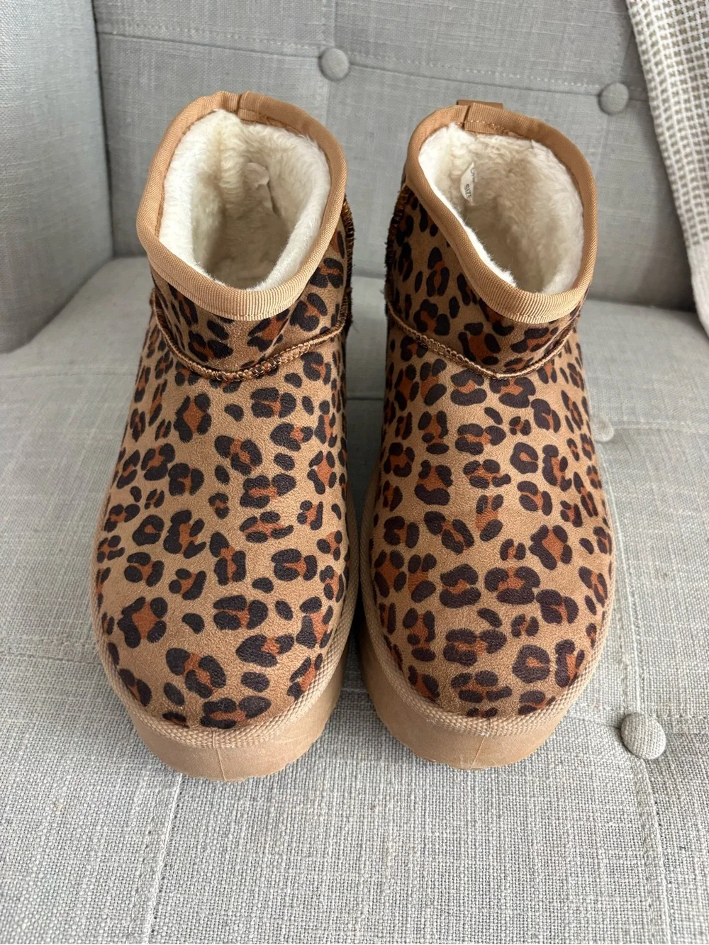 Mudd Leopard Print Ankle Booties in Brown and Black